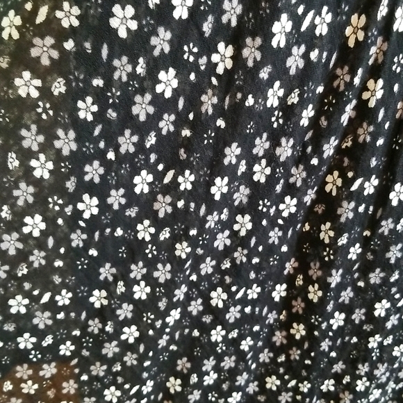 Black with white and gray flowers dress/cover up from Turkey. - Picture 6 of 7